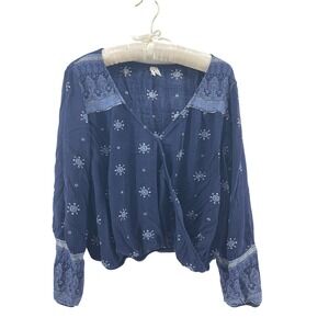 Mudd Wrap Blouse Womens L Blue Boho Floral Paisley Slouchy Peasant Airy Festival